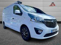 VAUXHALL VIVARO